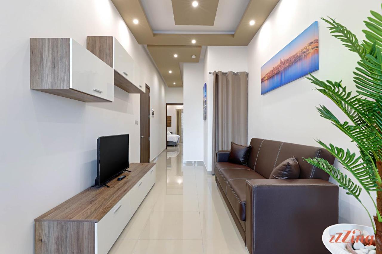 Birżebbuġa Gem Beachfront Apt With Amazing Bay And Sea Views מראה חיצוני תמונה