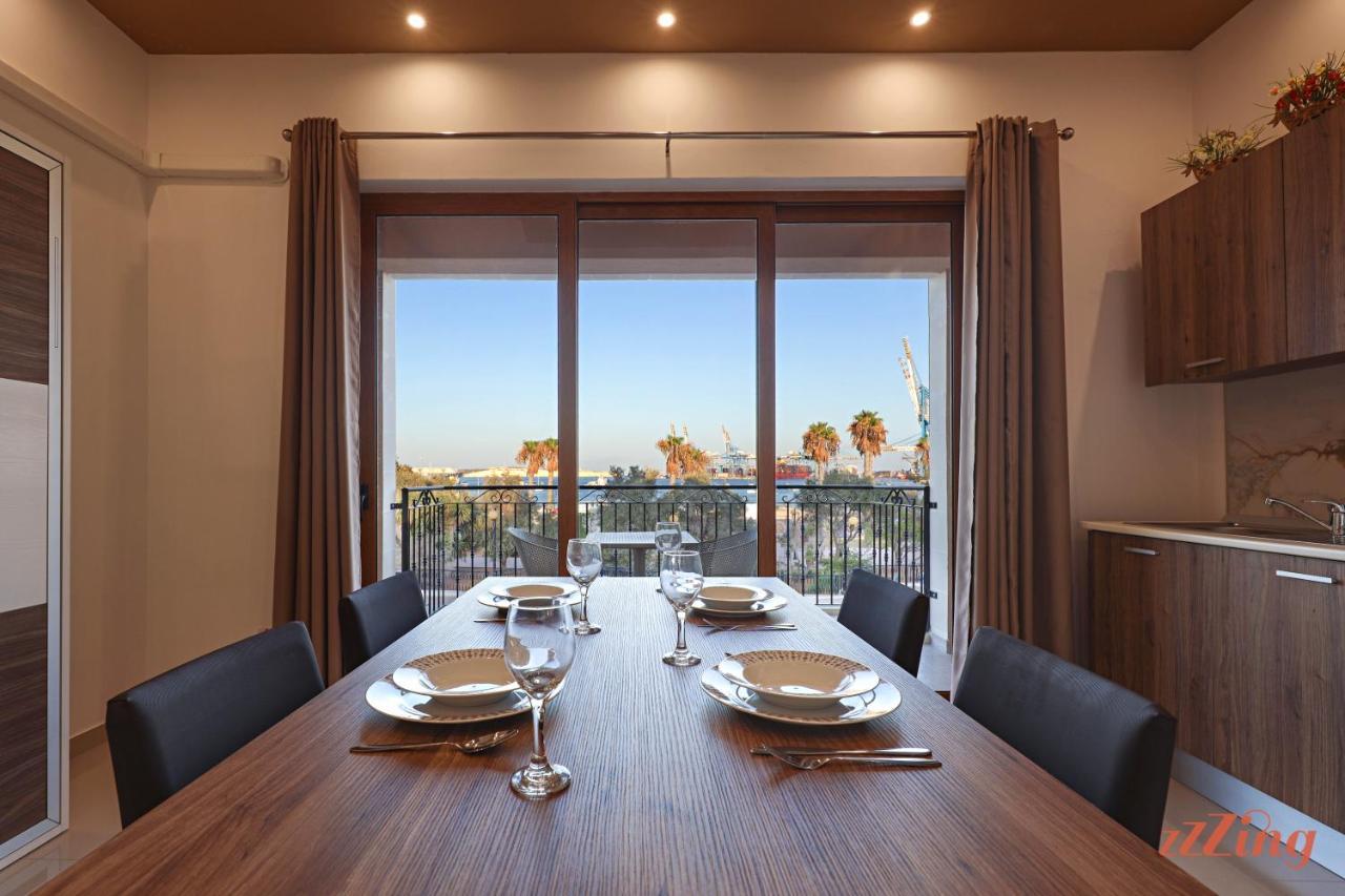 Birżebbuġa Gem Beachfront Apt With Amazing Bay And Sea Views מראה חיצוני תמונה